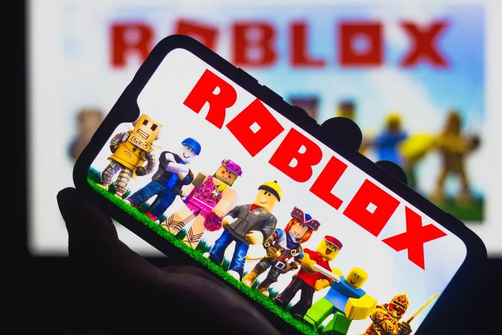 How to Get Rid of Blue Square on Roblox