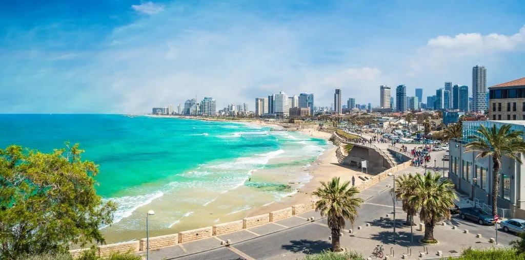 Beach Promenade Tel Aviv: A Riviera of Sun, Sand, and Serenity
