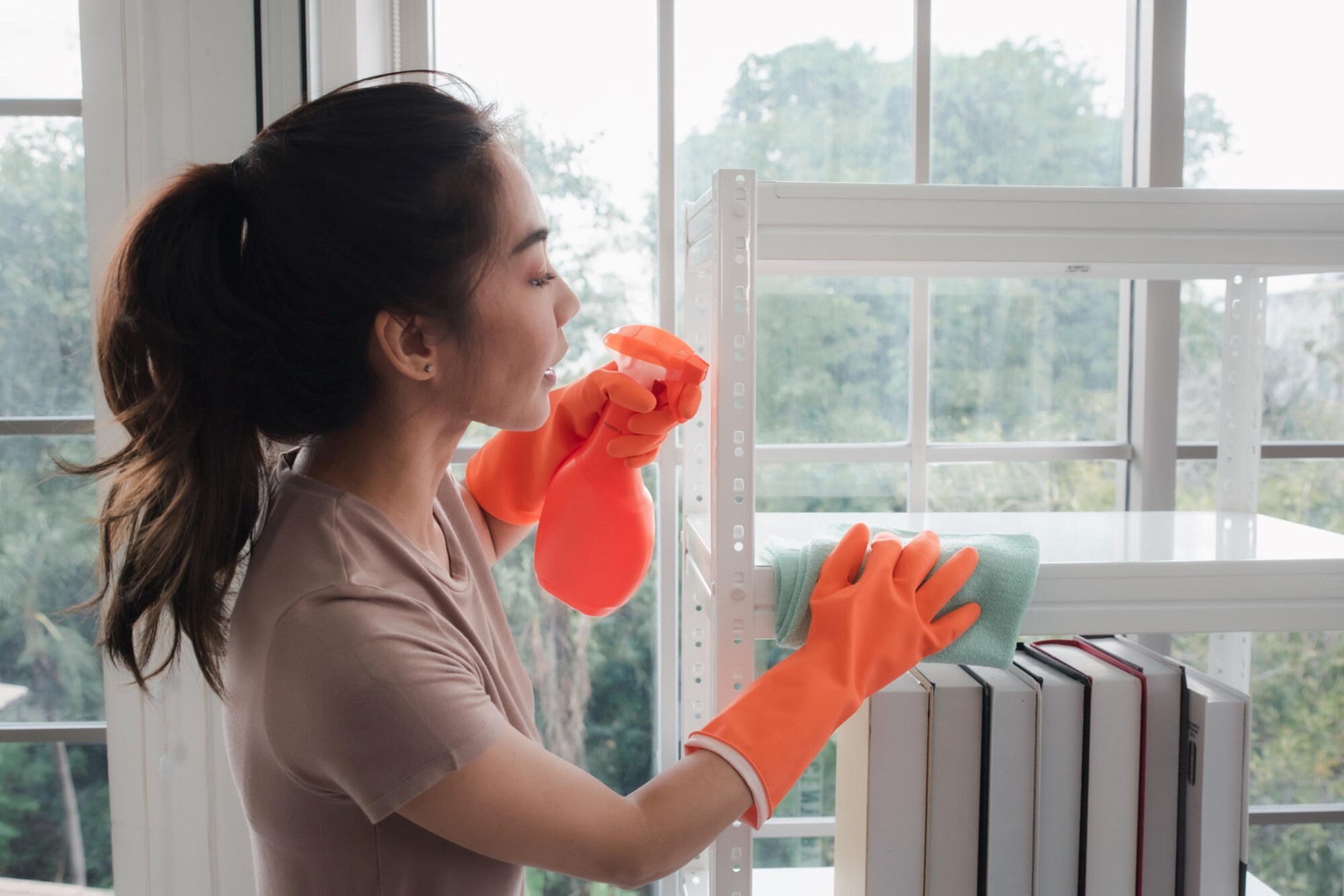 The Benefits of Hiring a Professional for Regular Maintenance Cleaning